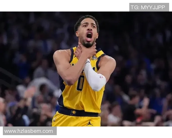 哈利伯顿抢断反击 托平跟进上篮得手