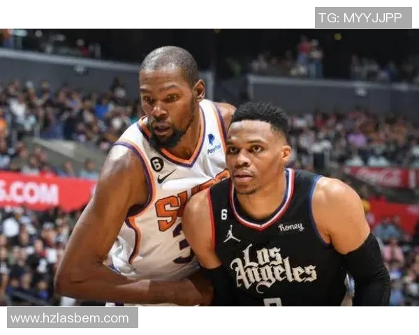 同样是37岁,威少年薪360万,康利1077万,杜兰特乐福和库里呢? 同样是37岁,威少年薪360万,康利1077万,杜兰特乐福和库里呢?